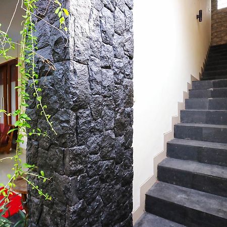 D'Astri Guesthouse Sanur Redpartner Denpasar Exterior foto