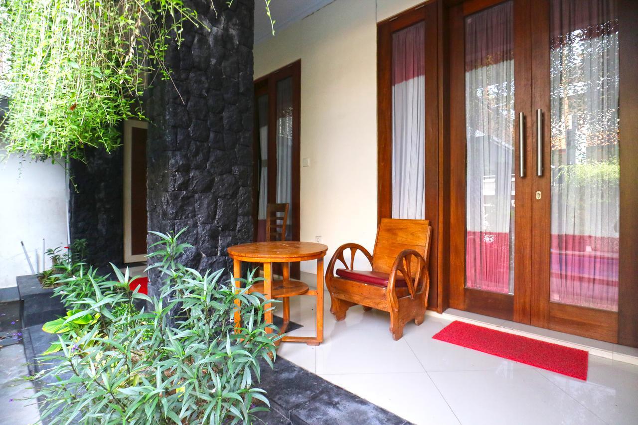 D'Astri Guesthouse Sanur Redpartner Denpasar Exterior foto